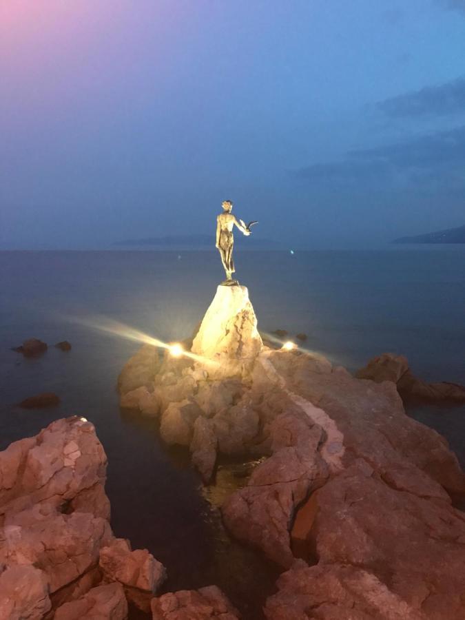 Apartman Nika Rijeka Bagian luar foto